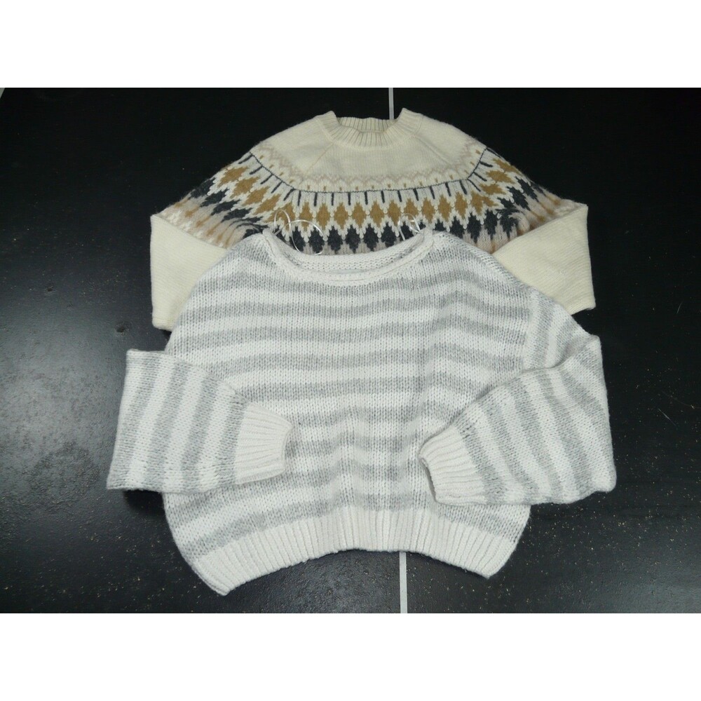 American Eagle & Hollister Pullover Sweater Lot of 2 - Women's XS Preppy Y2K